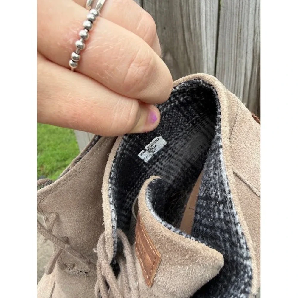 Boho Casual TOMS Desert Wedge Booties Size 8 Taupe Suede Lace Up Chukka